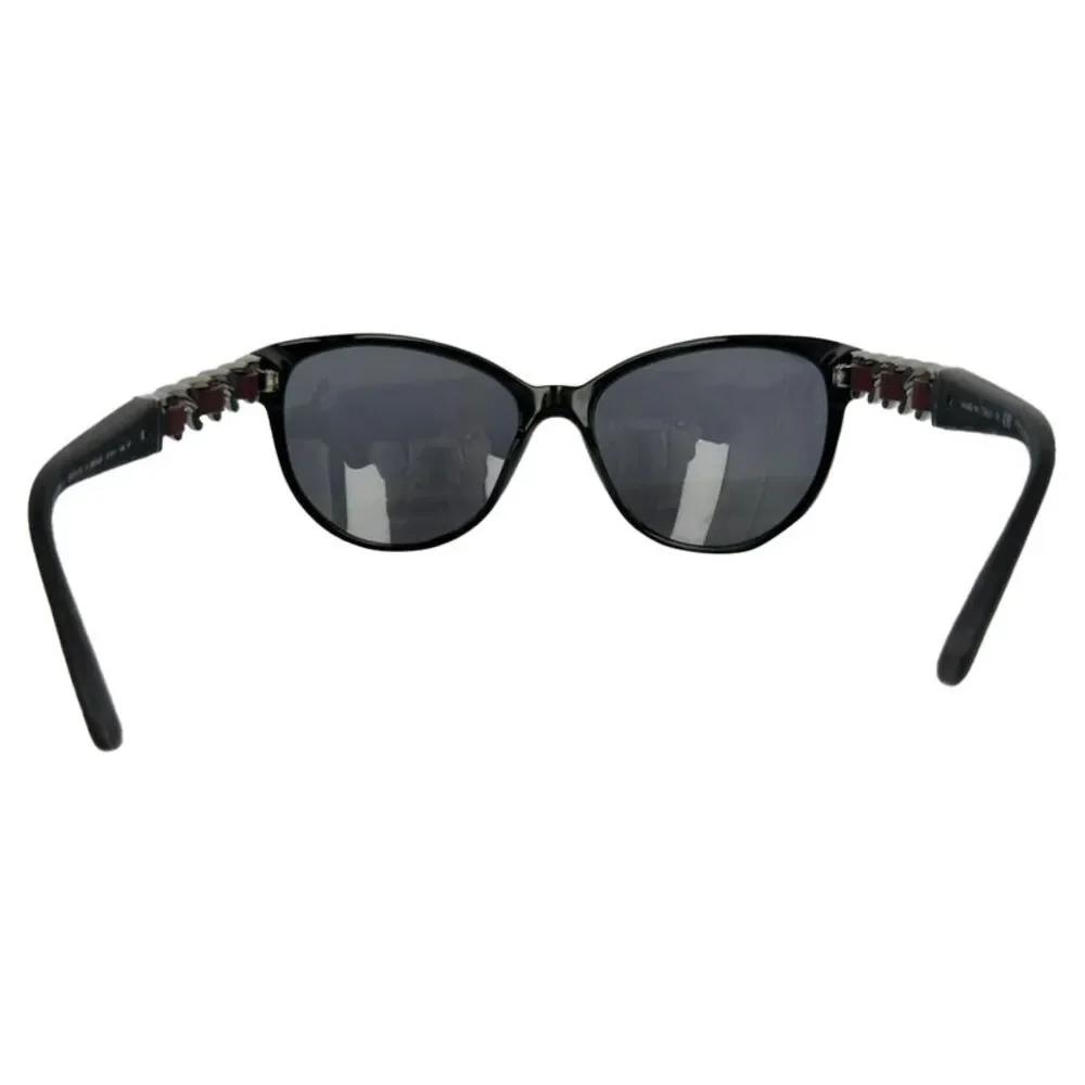 Chanel 5215 Chain Detail Cat Eye Sunglasses in Black Acetate